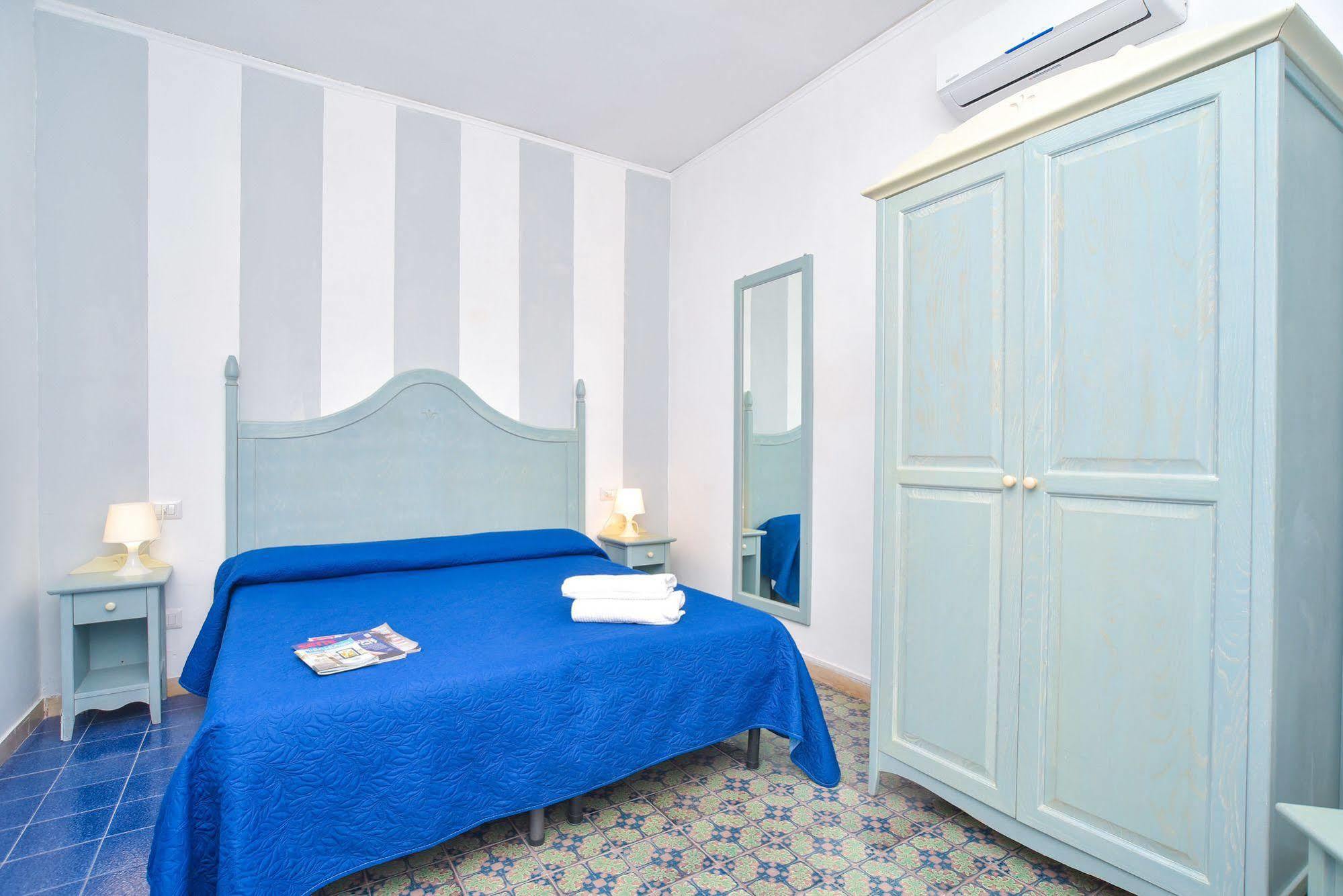Charme Hotel La Villa Tina Ischia Luaran gambar